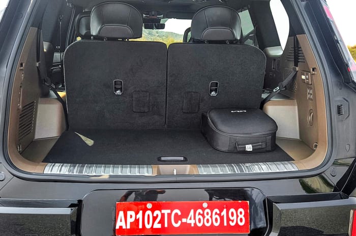Kia EV9 boot