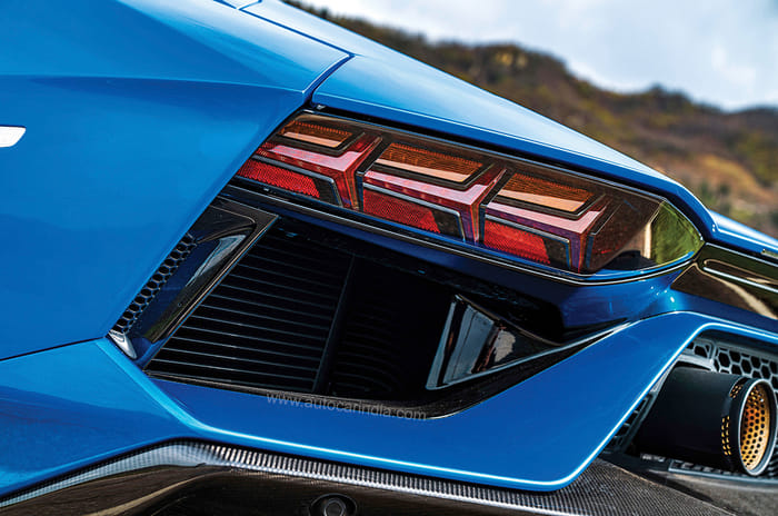 Lamborghini Aventador LP 780-4 Ultimae - The Last Hurrah