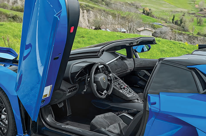 Lamborghini Aventador LP 780-4 Ultimae - The Last Hurrah