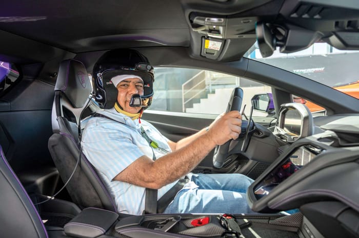 Lamborghini Temerario driving