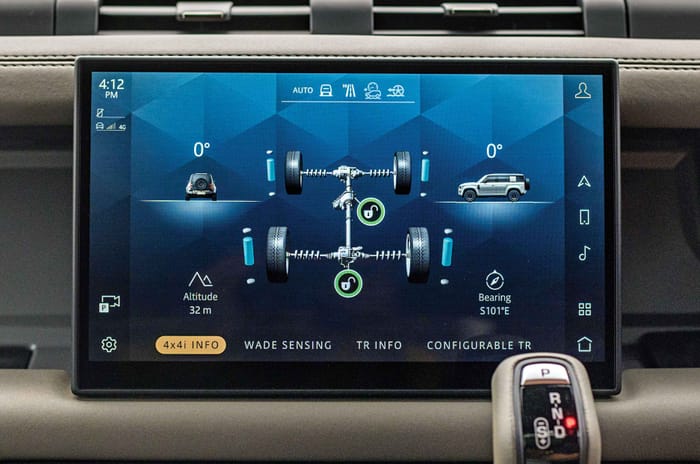 Defender Octa infotainment