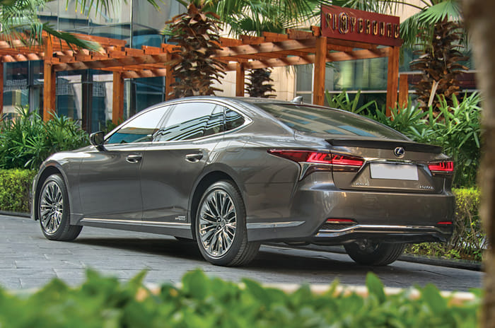 2018 Lexus LS 500h review, test drive
