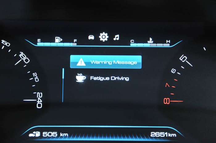 MG Hector instrument cluster