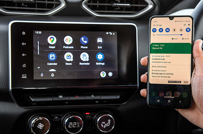 Nissan Magnite vs Maruti Vitara Brezza comparison
