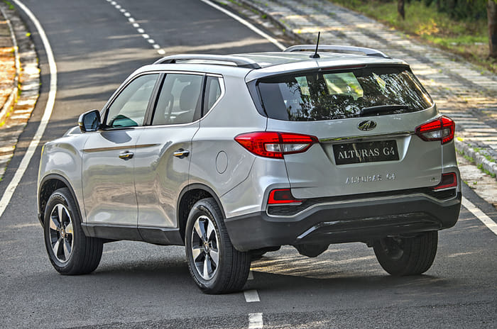 Mahindra Alturas G4 rear static