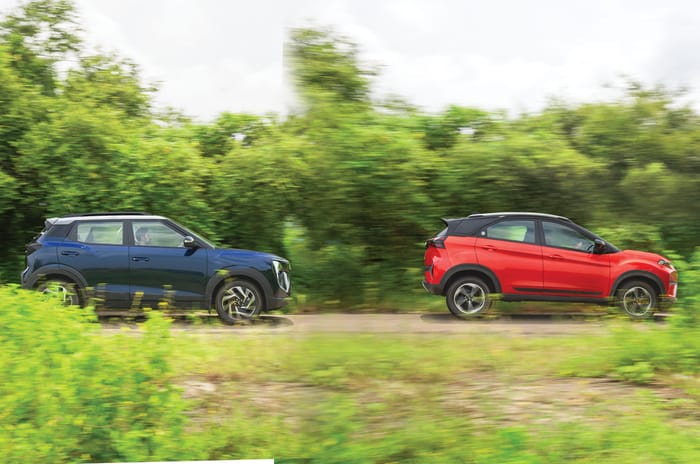 Mahindra XUV 3XO diesel vs Tata Nexon side pan