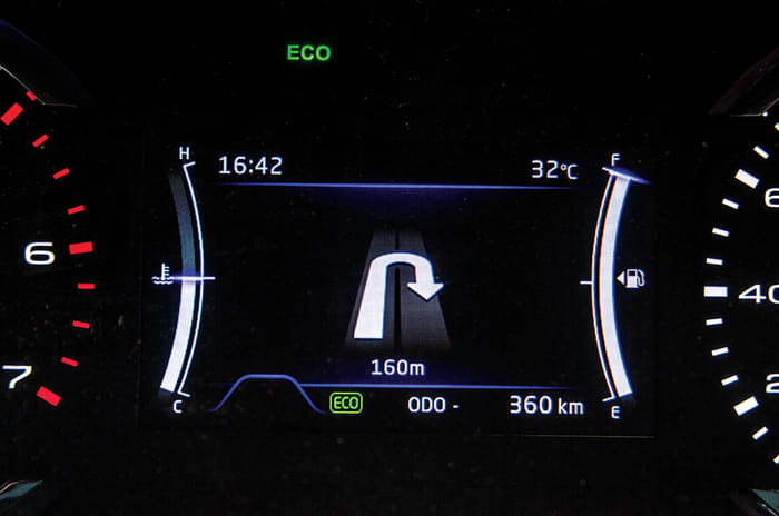 Mahindra Marazzo navigation