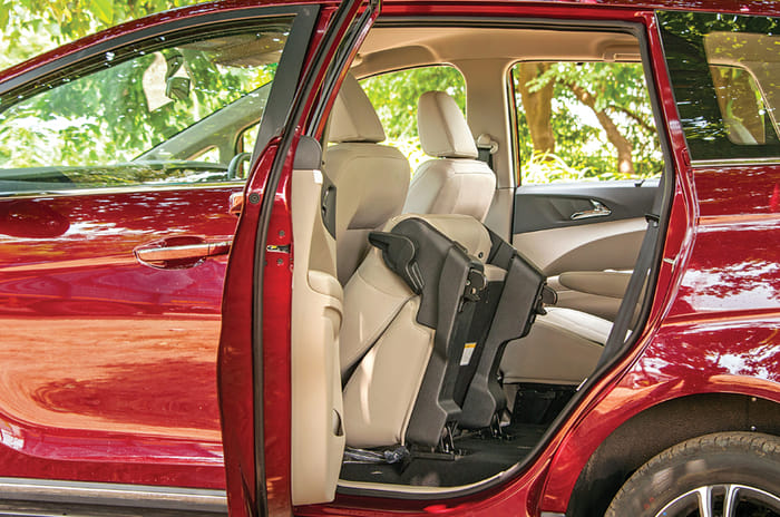 MAhindra Marazzo rear seats folded