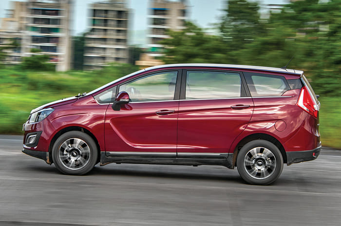 Mahindra Marazzo side action