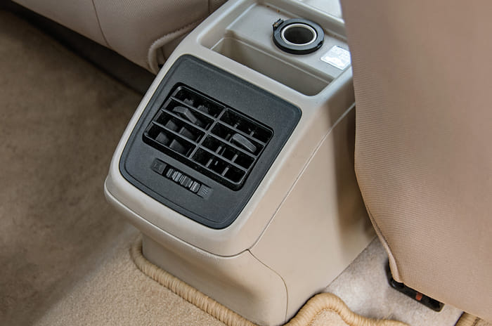 Maruti Suzuki Dzire rear AC vent