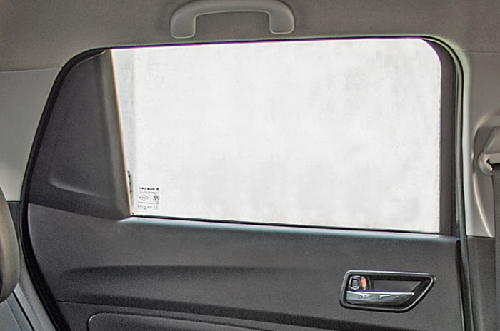 Maruti Suzuki Swift rear window