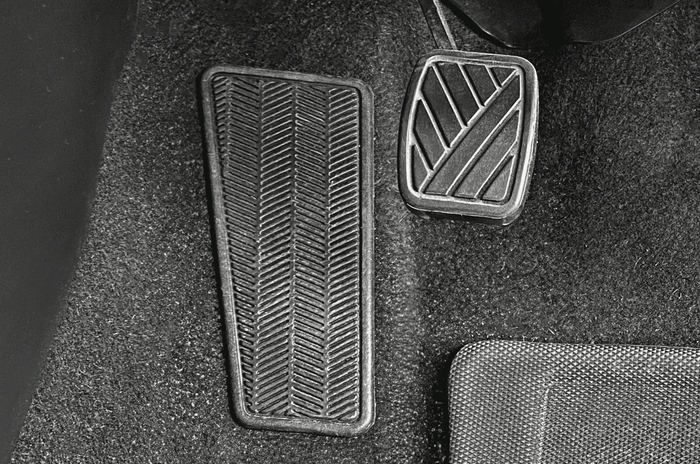 Maruti Swift long term review dead pedal Maruti Swift long term review dead pedal