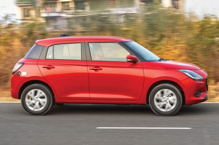 Maruti Swift CNG side pan