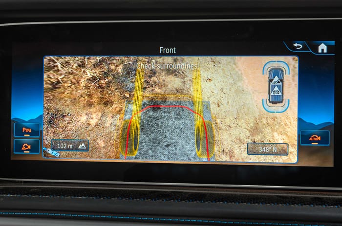 Mercedes G Class Electric G 580 transparent bonnet