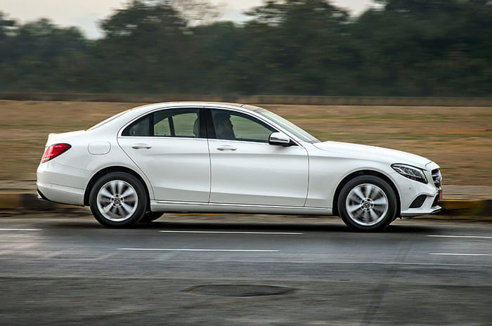 2019 Mercedes-Benz C 200 petrol side action