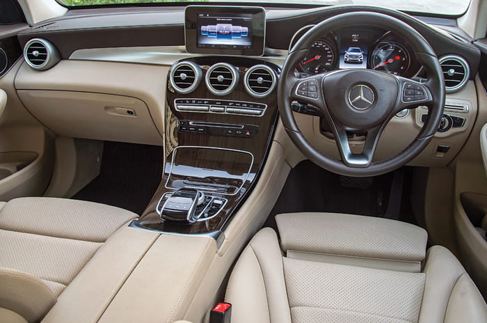 Merc GLC dashboard