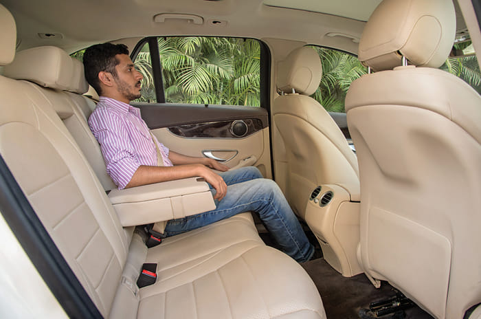 Volvo XC60 rear seat