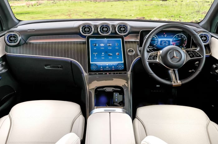 Mercedes GLC vs BMW X3 comparison test