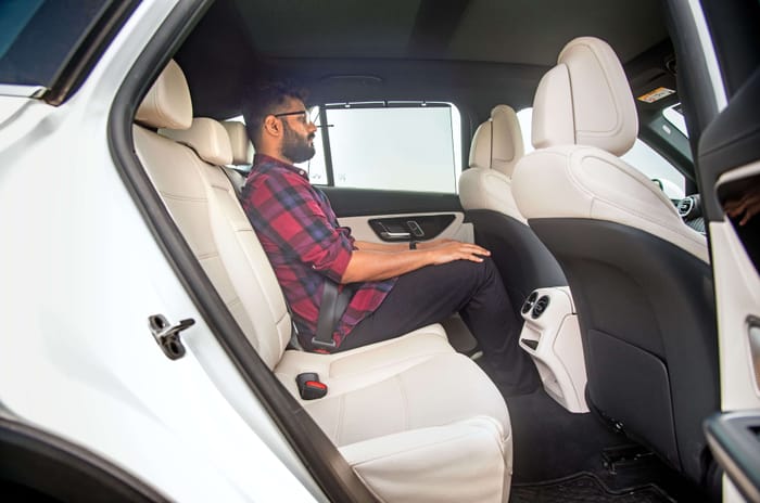 Mercedes GLC vs BMW X3 comparison test