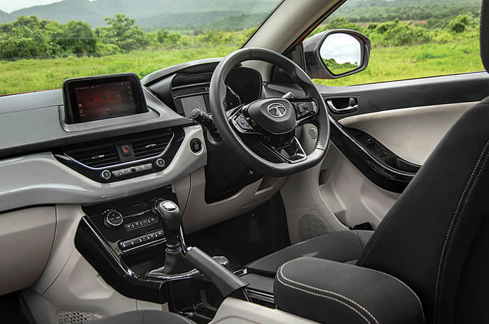 2020 Tata Nexon vs Hyundai Venue turbo-petrol comparison