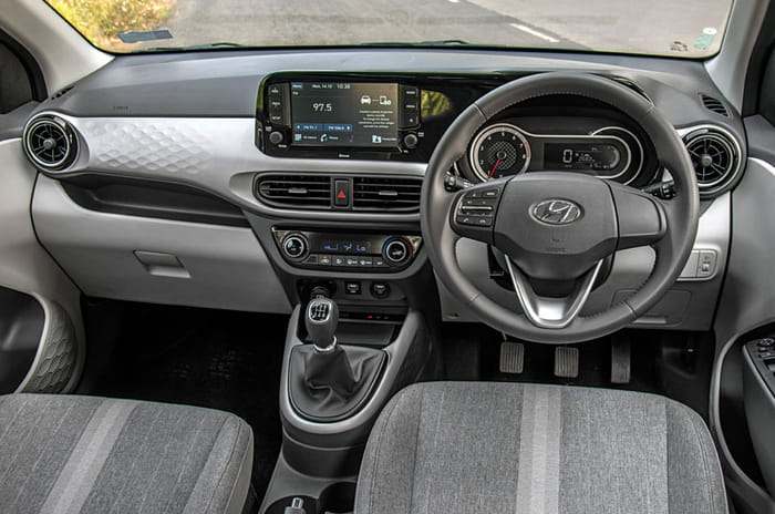 Grand i10 Nios vs Swift vs Figo petrol comparison