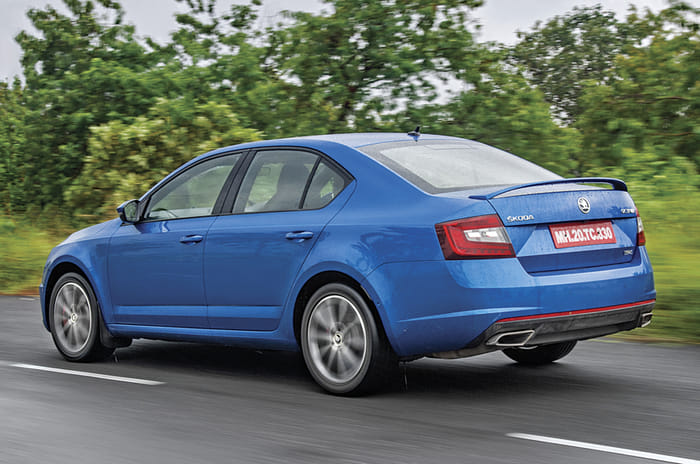 2017 Skoda Octavia RS vs Volkswagen GTI comparison