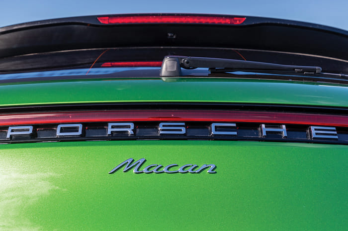 Porsche Macan tailgate