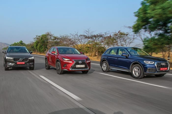 Volvo XC60 side action