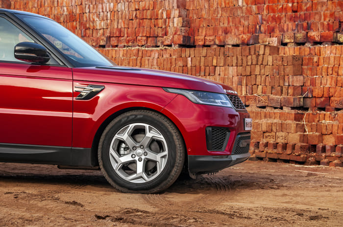 Range Rover Sport 2.0 petrol review, test drive