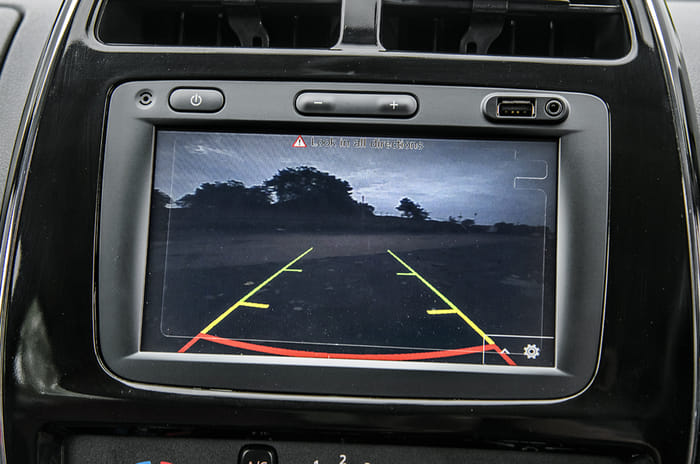 2018 Renault Kwid AMT reverse camera 2018 Renault Kwid AMT reverse camera