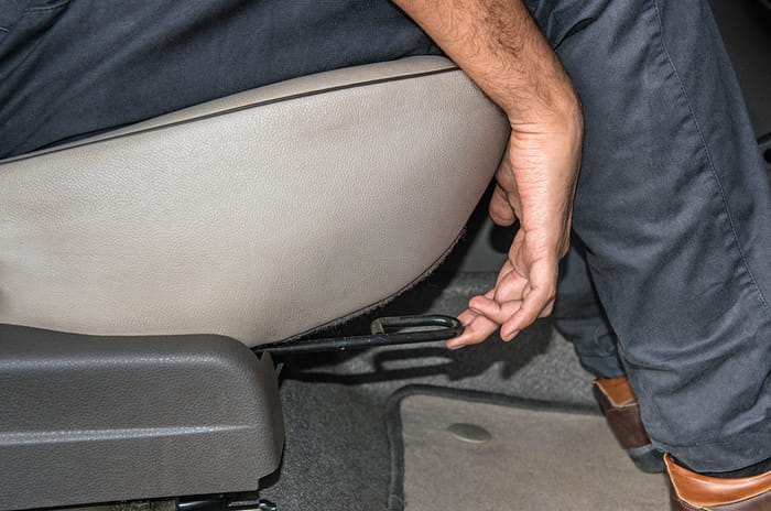 Renault Lodgy rear seat adjust