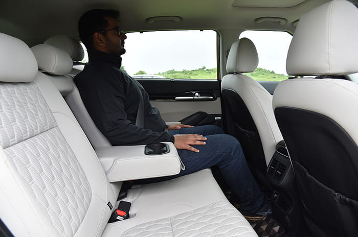 Kia Seltos vs Hyundai Creta comparison