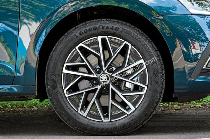 2021 Skoda Octavia review, test drive