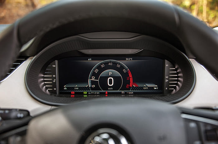 Honda Civic vs Skoda Octavia comparison