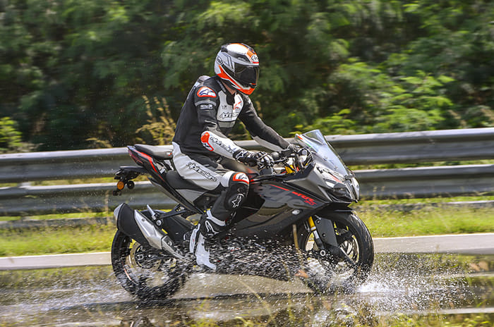 2020 TVS Apache RR 310 review, test ride