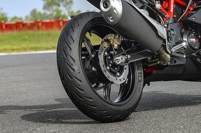 2020 TVS Apache RR 310 review, test ride