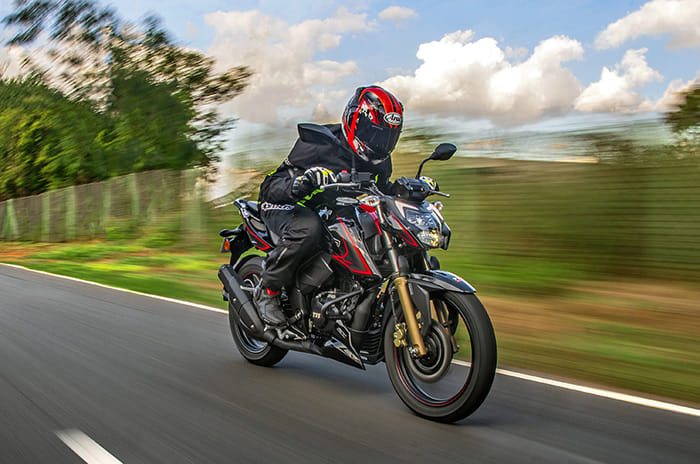 2020 BS6 TVS Apache RTR 200 4V review, test ride