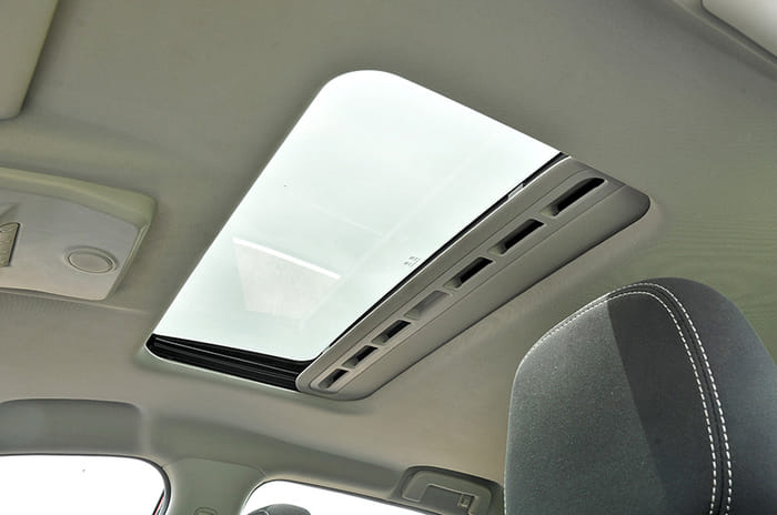 2020 Tata Nexon facelift review, test drive