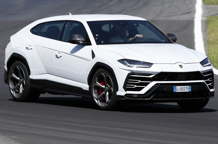 Lamborghini Urus track