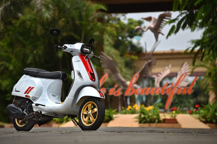 2020 Vespa Racing Sixties review, test ride