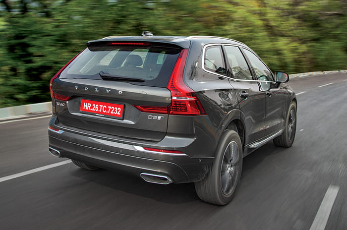 Volvo XC60 rear action