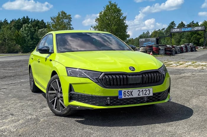 Skoda Octavia car, price, review, facelift, interior, performance ...