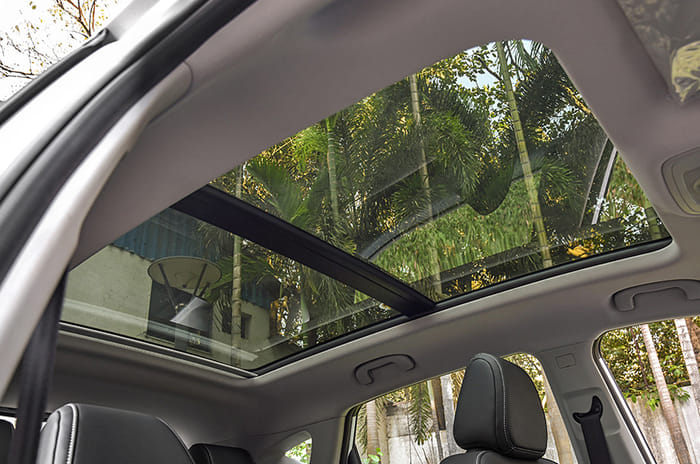 Hyundai Kona Electric vs MG ZS EV comparison