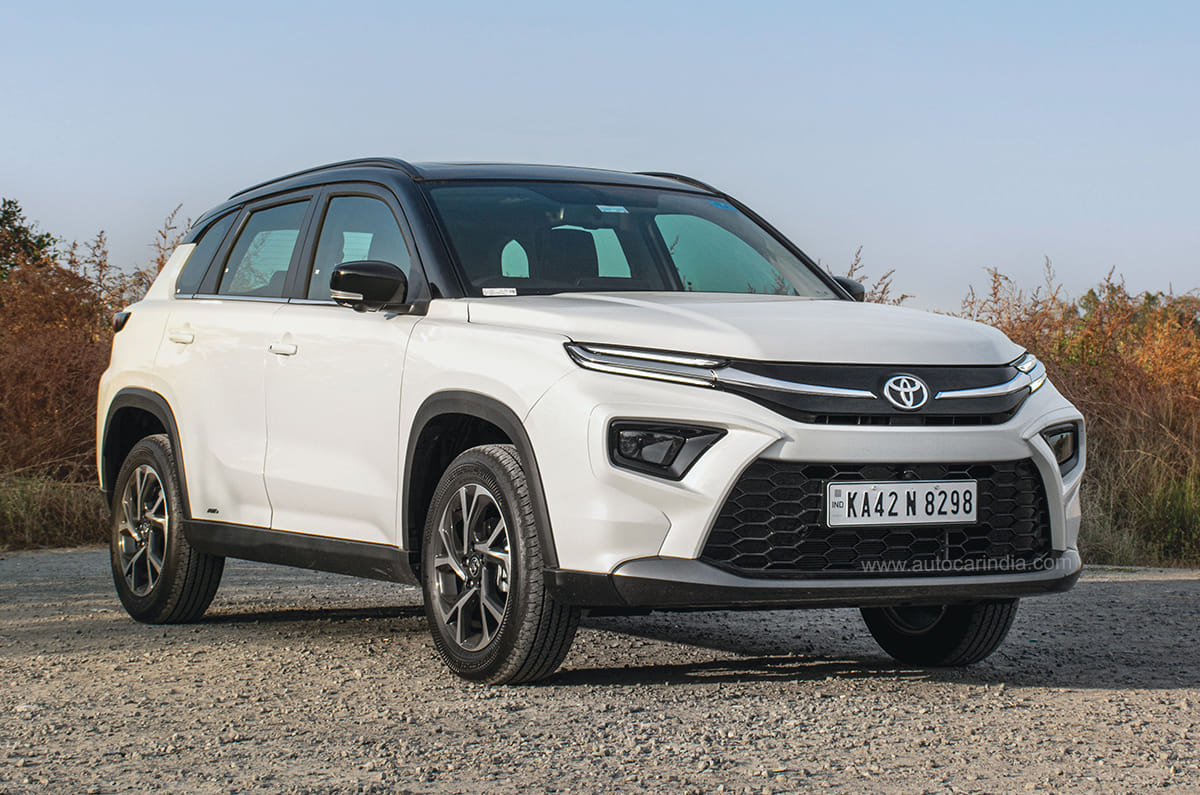 Benefits of up to Rs 1.10 lakh on Toyota Hyryder, Hilux in April 2026