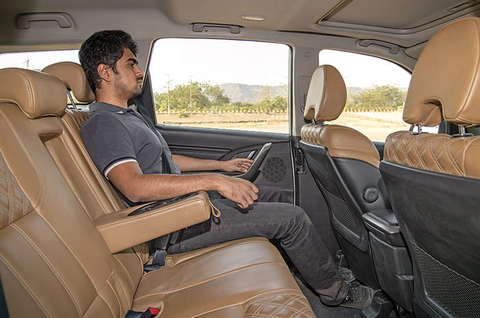 Tata Harrier vs Jeep Compass vs Mahindra XUV500 comparison