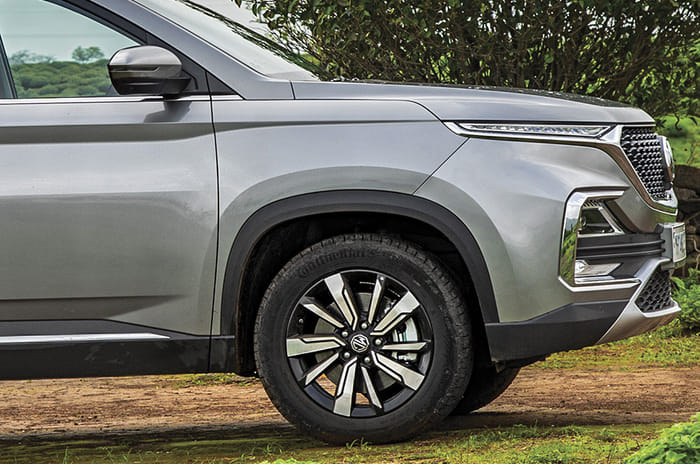 MG Hector vs Tata Harrier comparison