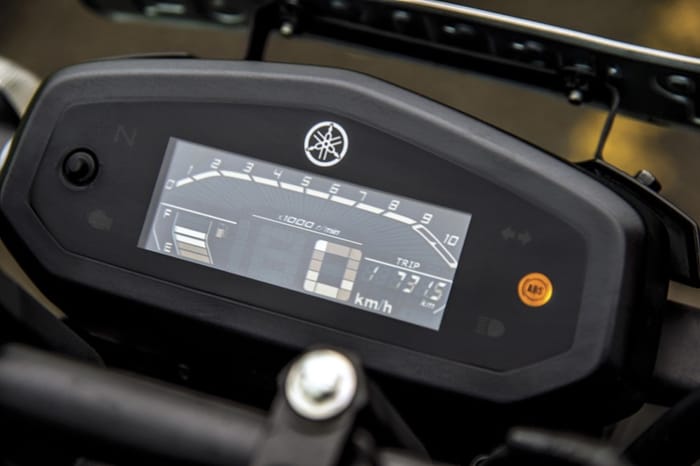 2019 Suzuki Gixxer 150 vs Yamaha FZ-S V3.0 comparison