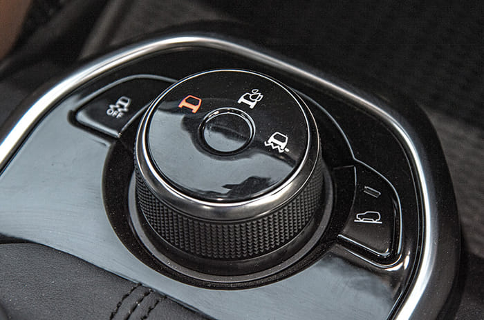 MG Hector vs Tata Harrier comparison