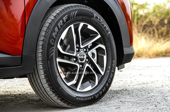 2022 Kia Carens review, test drive