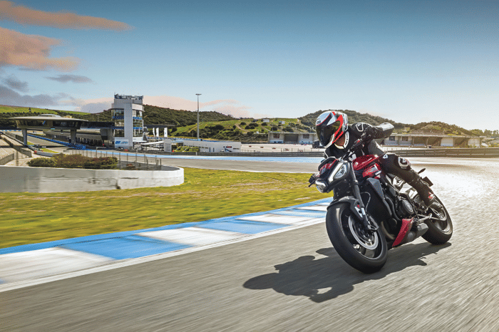 Triumph Street Triple R, Street Triple RS review: refined aggression